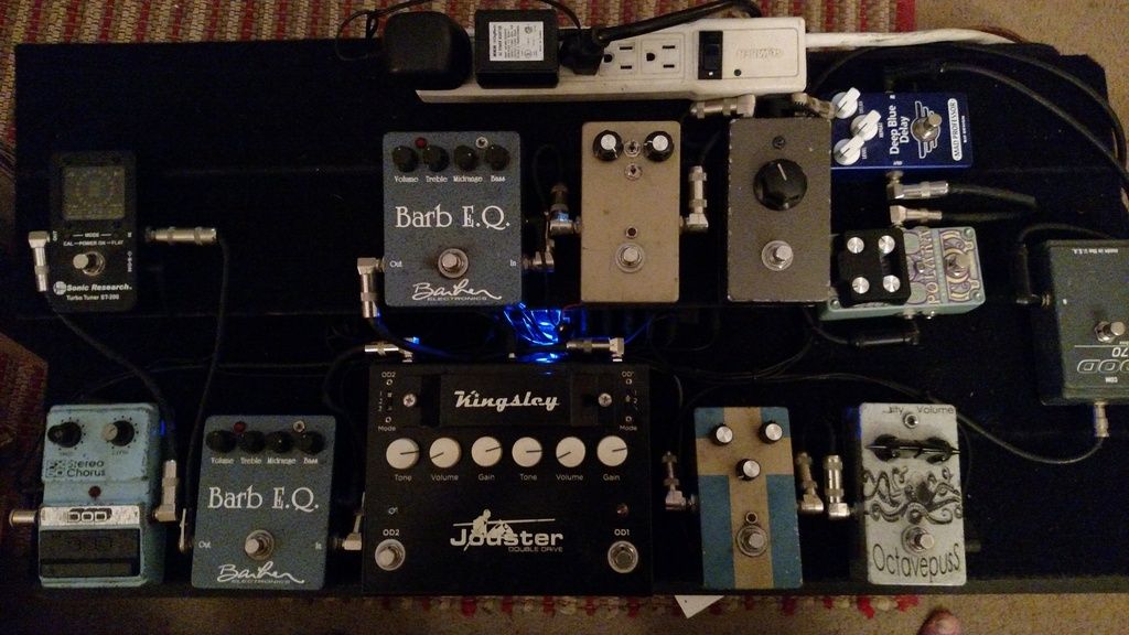 Flat Pedalboard vs Pedaltrain type Page 2 The Gear Page